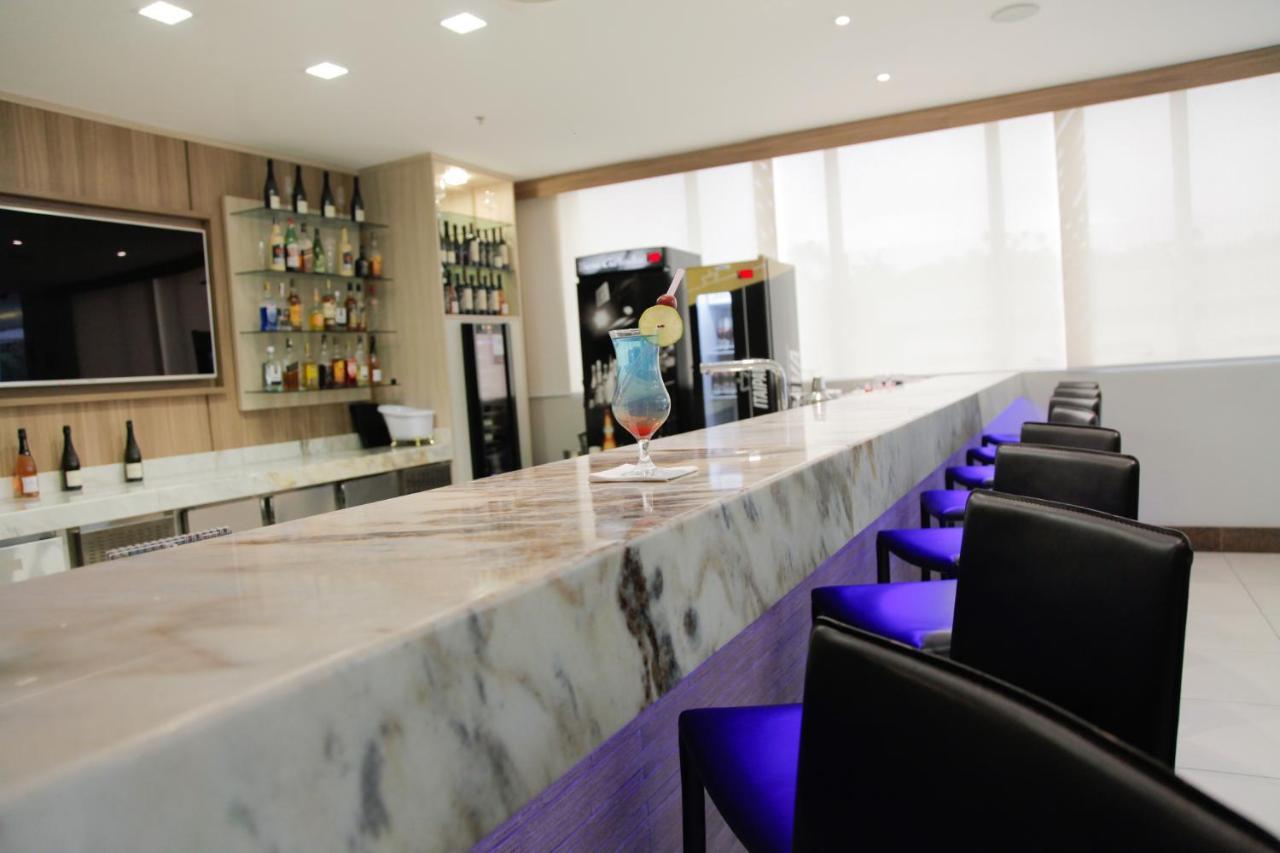 Tryp By Wyndham Manaus Hotel Exterior photo